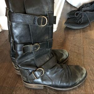 Comfortable Black Moto Boots